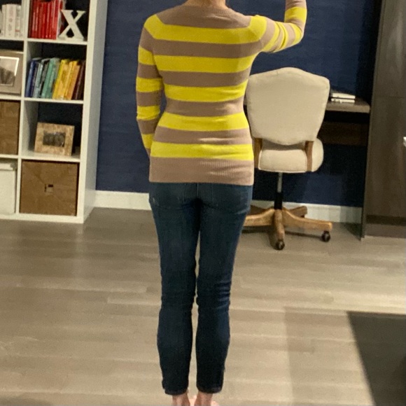 BCBG MaxAzaria Sweater - Picture 3 of 8